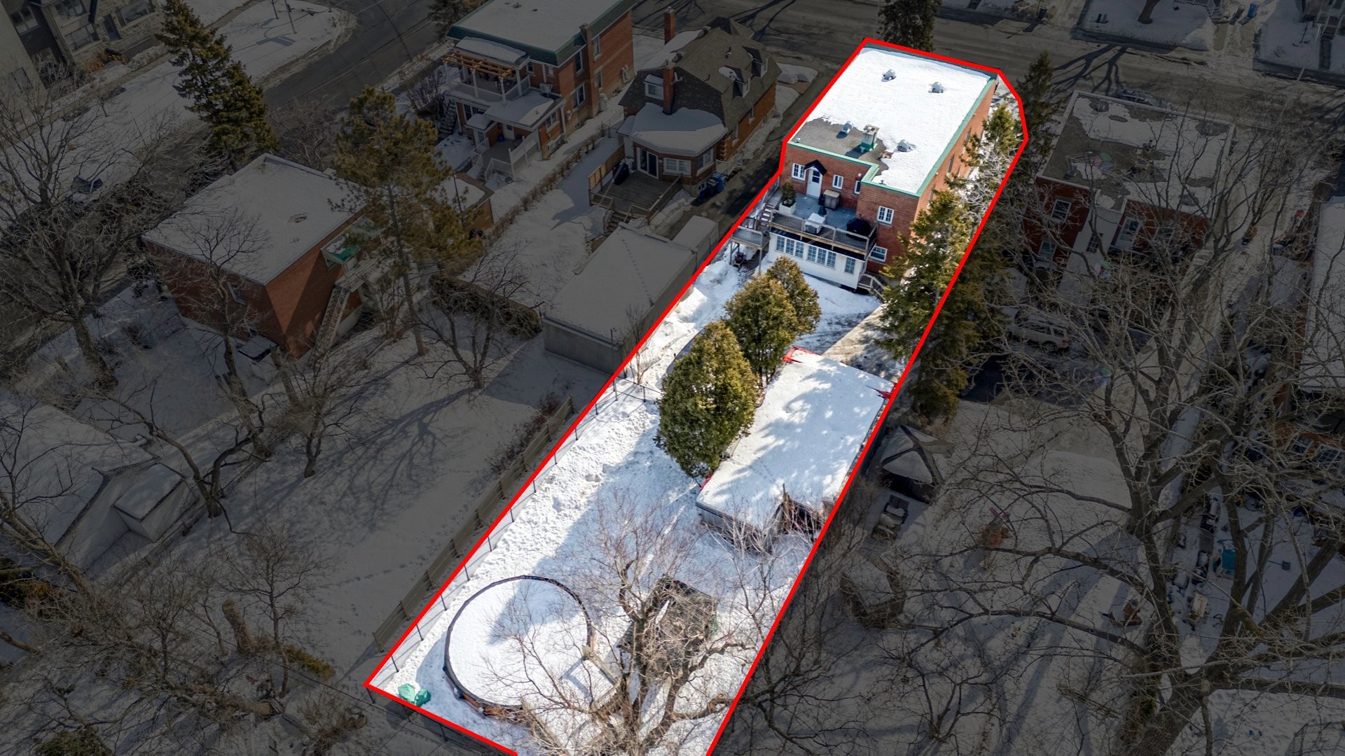 









535

 - 539


Rue St-Charles E.

,
Longueuil (Le Vieux-Longueuil),




QC
J4H1B6

