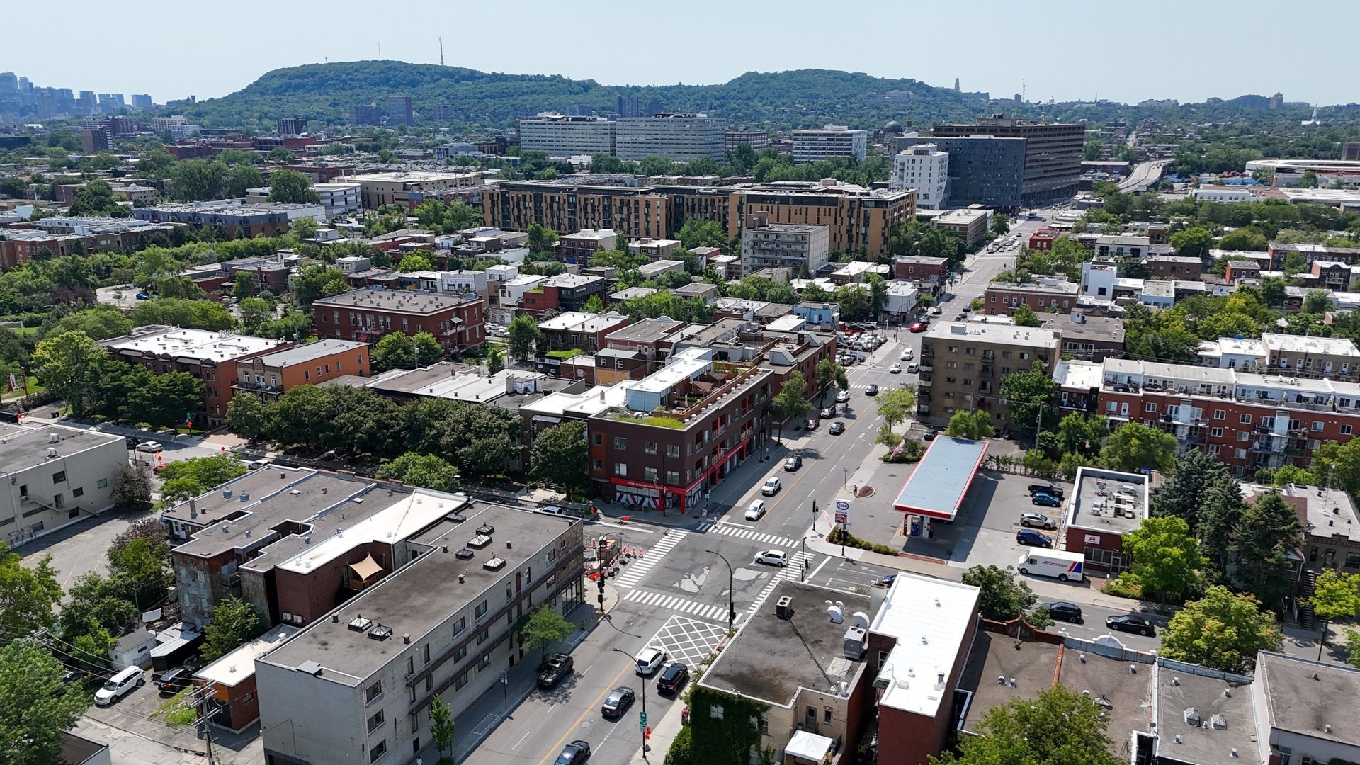 









5828


Rue De La Roche

,
Montréal (Rosemont/La Petite-Patrie),




QC
H2S2C7

