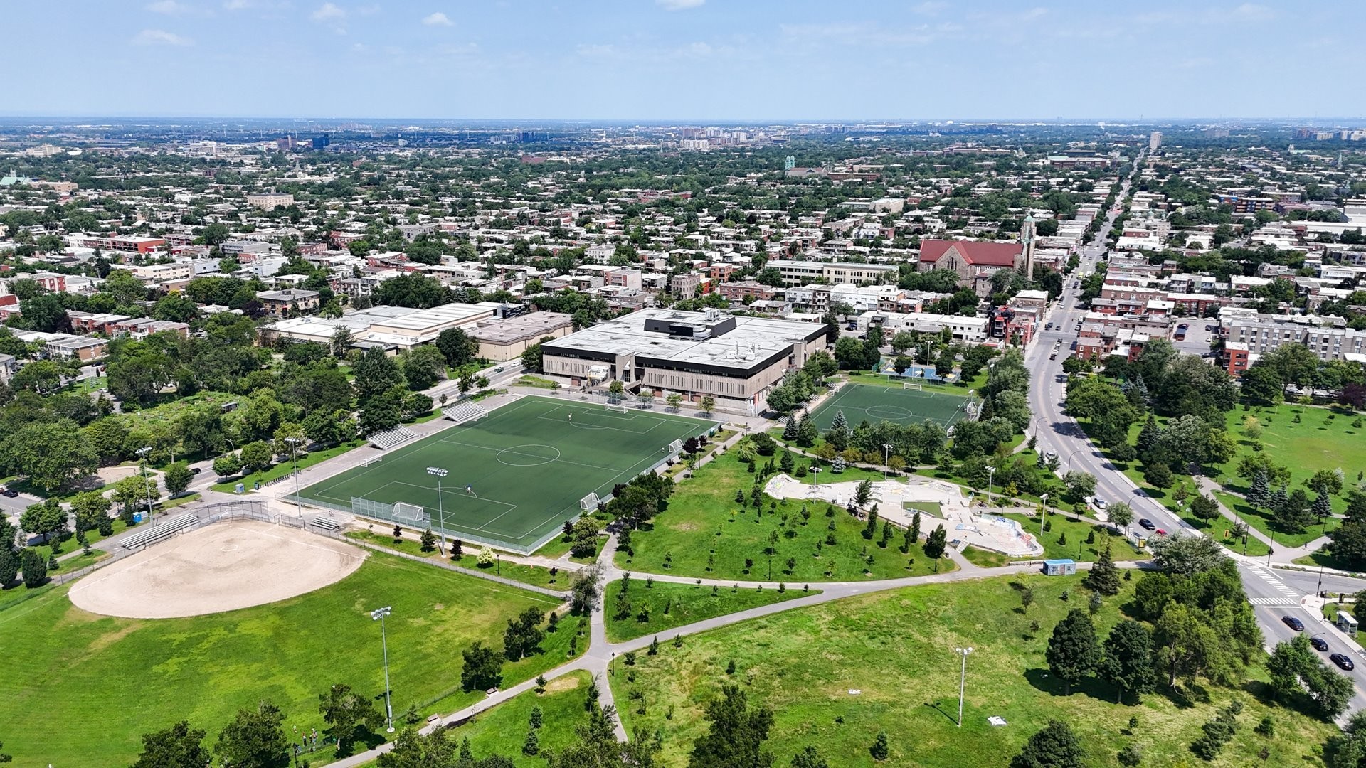 









5828


Rue De La Roche

,
Montréal (Rosemont/La Petite-Patrie),




QC
H2S2C7

