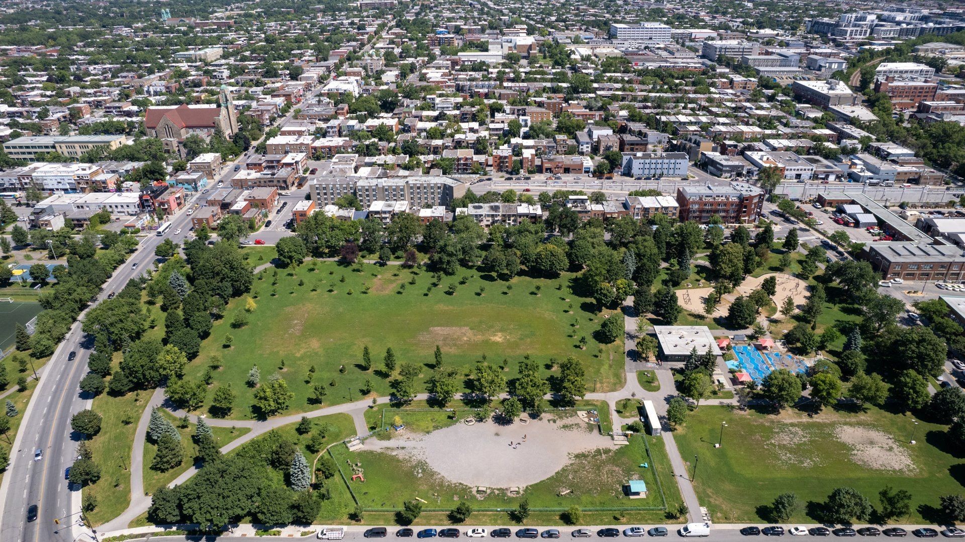 









5828


Rue De La Roche

,
Montréal (Rosemont/La Petite-Patrie),




QC
H2S2C7

