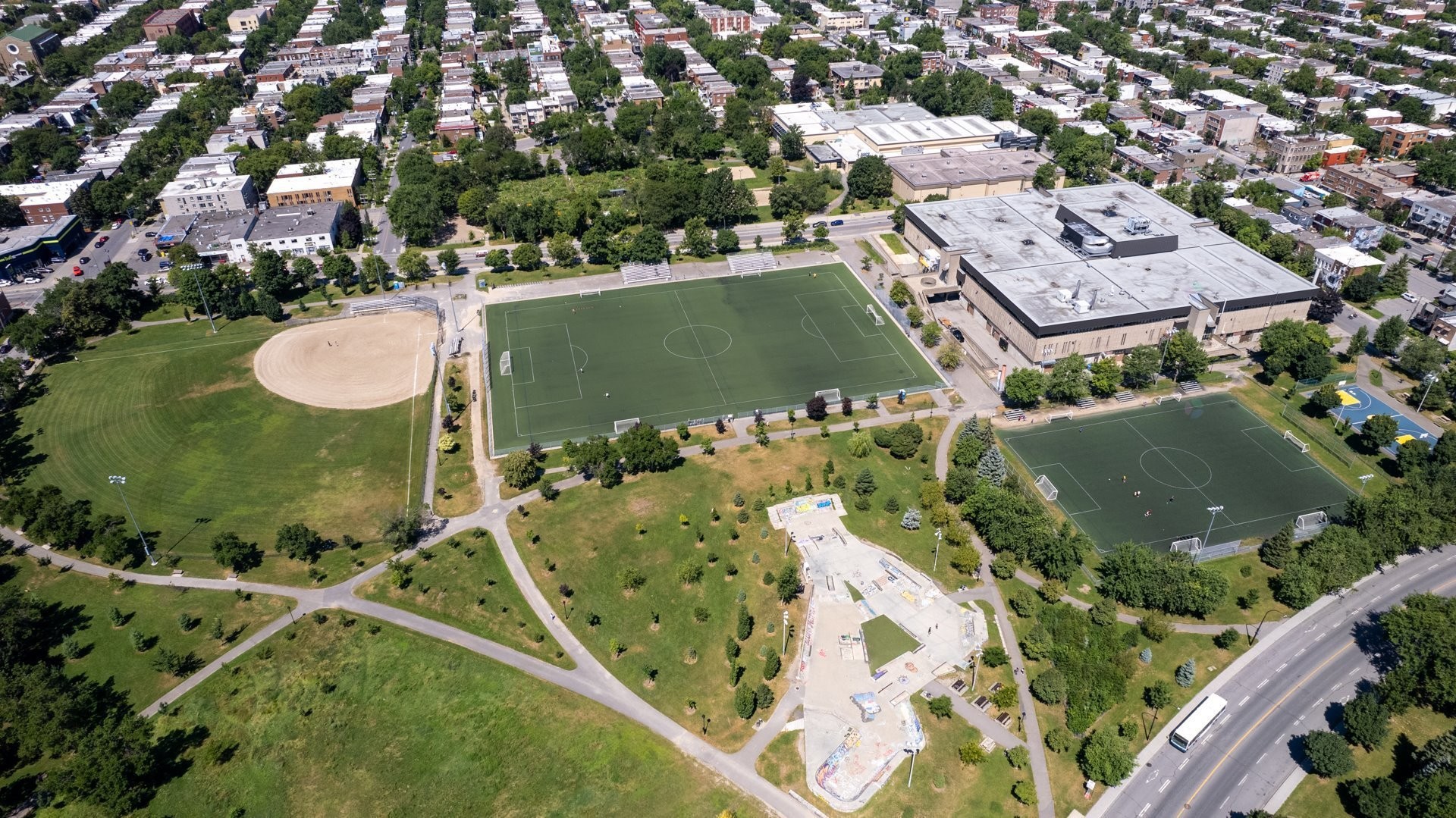 









5828


Rue De La Roche

,
Montréal (Rosemont/La Petite-Patrie),




QC
H2S2C7

