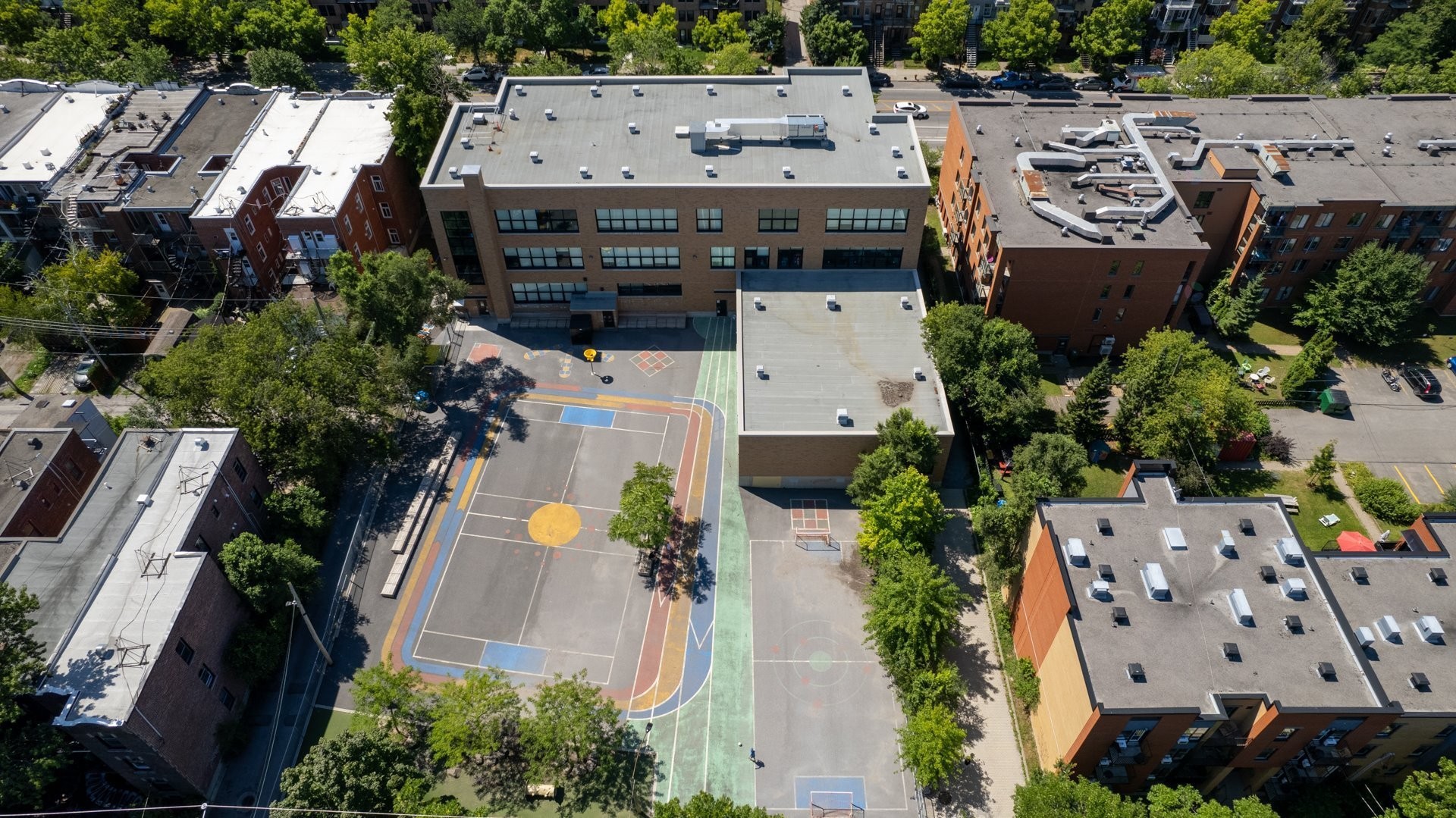 









5828


Rue De La Roche

,
Montréal (Rosemont/La Petite-Patrie),




QC
H2S2C7

