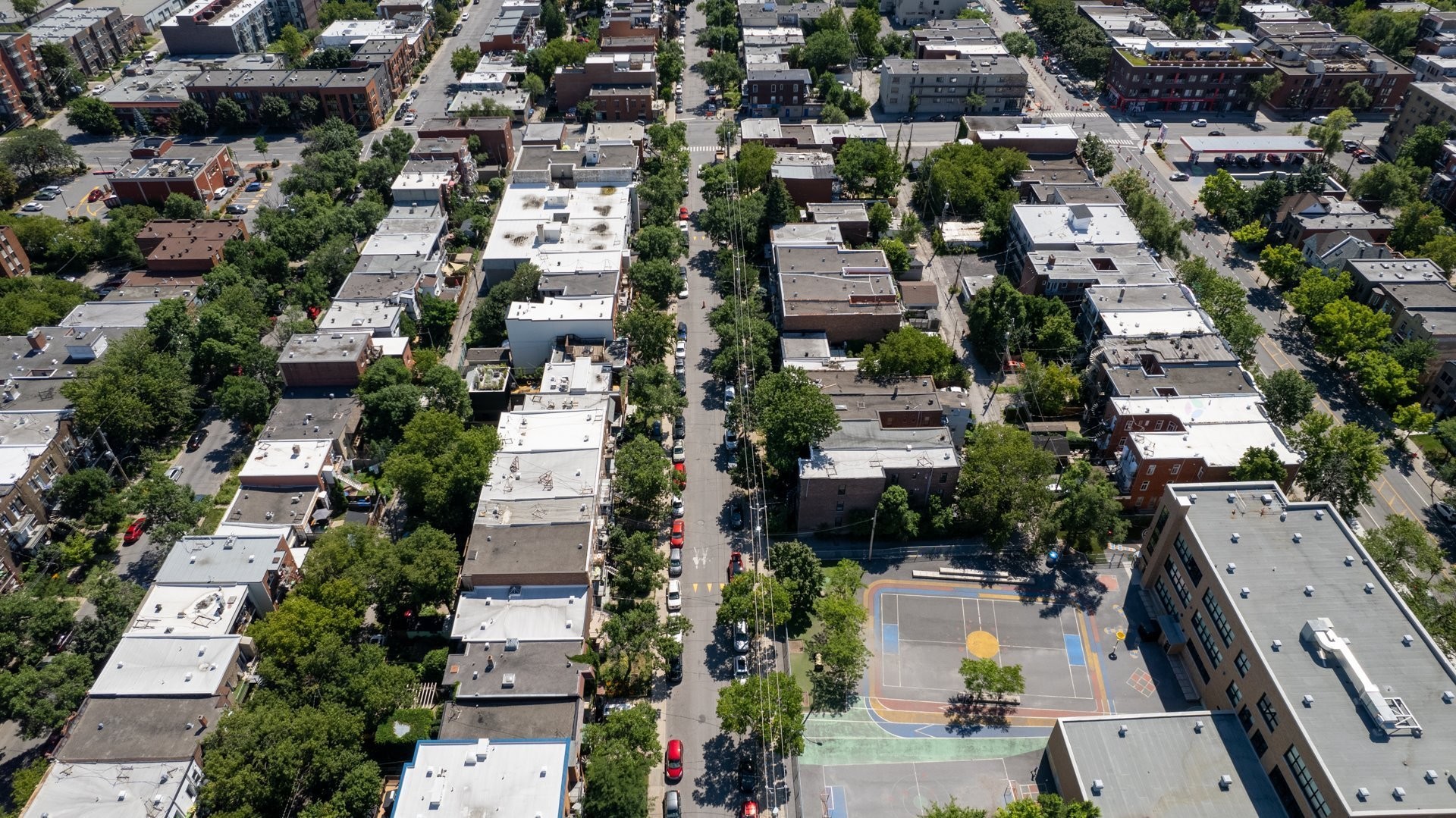 









5828


Rue De La Roche

,
Montréal (Rosemont/La Petite-Patrie),




QC
H2S2C7

