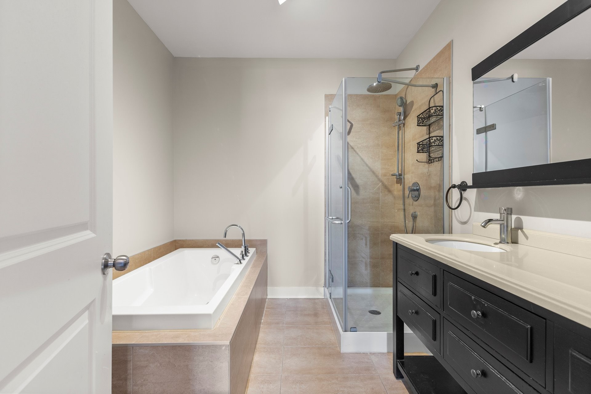 









5


Rue Édouard-Lalonde

, 205,
Vaudreuil-Dorion,




QC
J7V0R5

