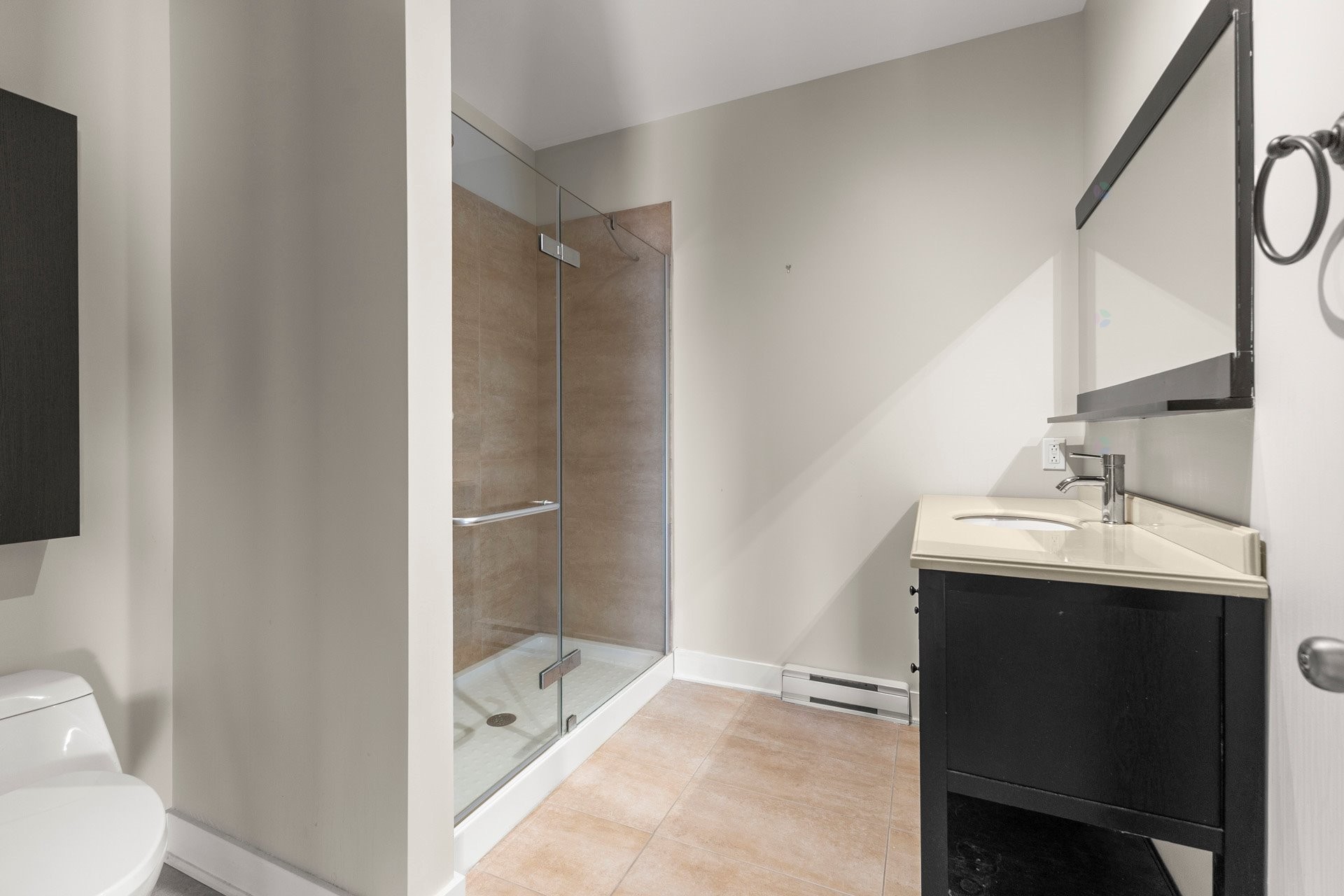 









5


Rue Édouard-Lalonde

, 205,
Vaudreuil-Dorion,




QC
J7V0R5

