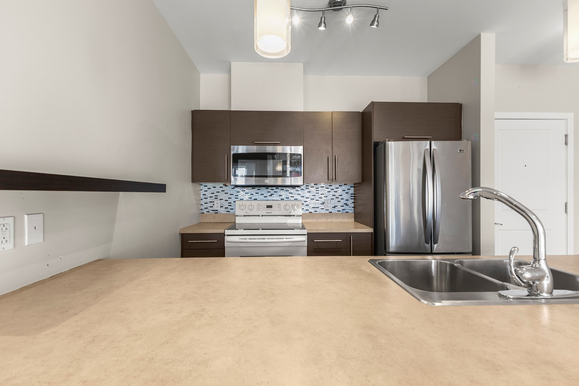 









5


Rue Édouard-Lalonde

, 205,
Vaudreuil-Dorion,




QC
J7V0R5

