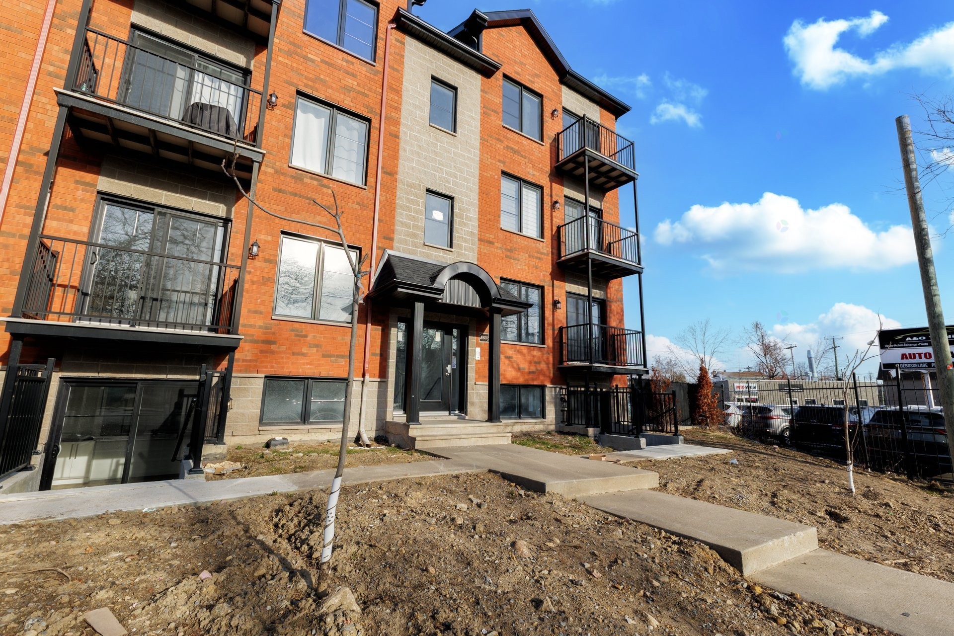 









16639


Boul. Pierrefonds

, 202,
Montréal (L'Île-Bizard/Sainte-Geneviève),




QC
H9H4L2

