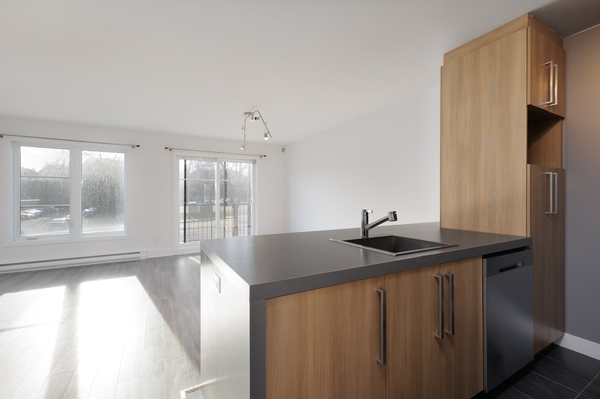 









16639


Boul. Pierrefonds

, 202,
Montréal (L'Île-Bizard/Sainte-Geneviève),




QC
H9H4L2

