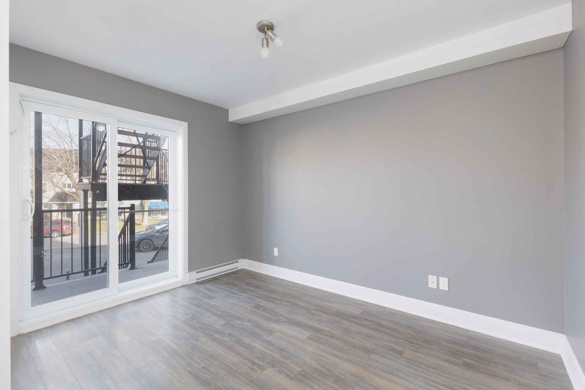 









16639


Boul. Pierrefonds

, 202,
Montréal (L'Île-Bizard/Sainte-Geneviève),




QC
H9H4L2

