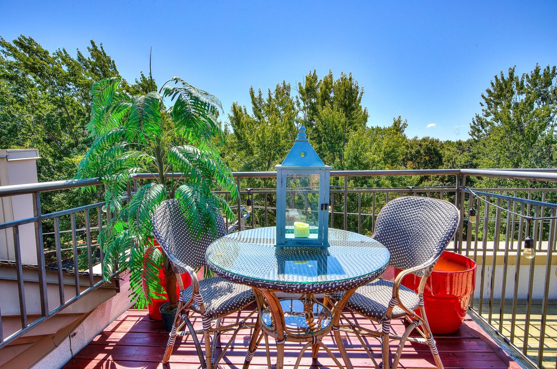 









1260


Rue St-Antoine

, 8,
Montréal (Lachine),




QC
H8S1T5

