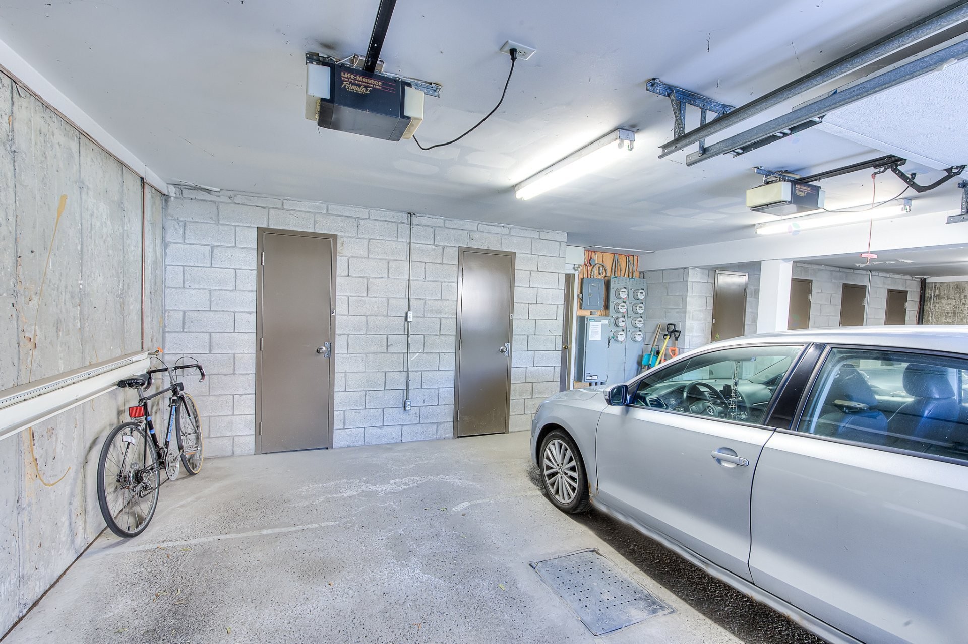 









1260


Rue St-Antoine

, 8,
Montréal (Lachine),




QC
H8S1T5

