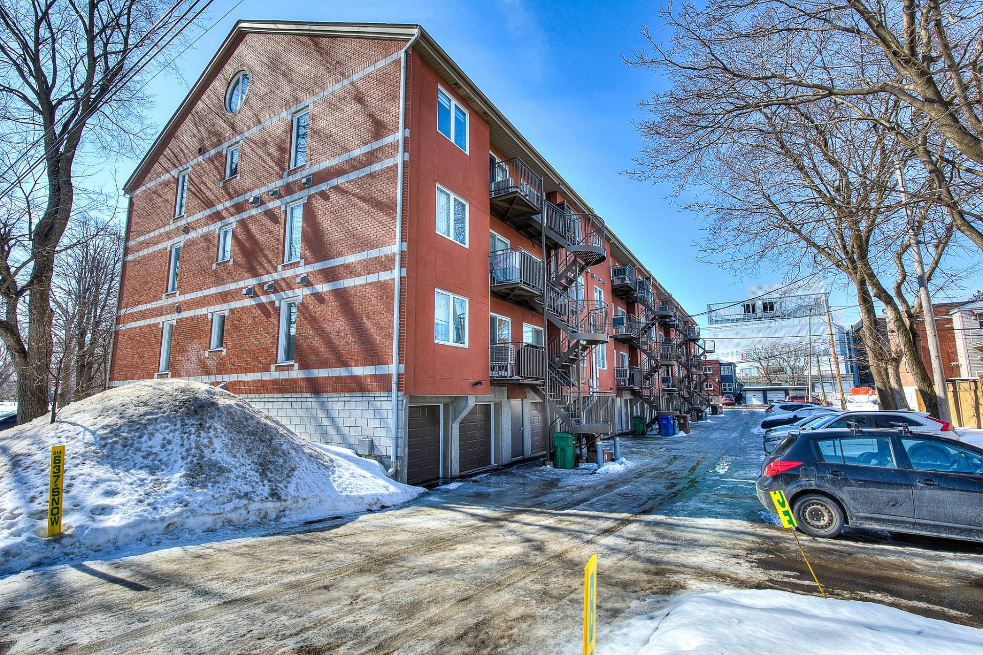 









1260


Rue St-Antoine

, 8,
Montréal (Lachine),




QC
H8S1T5

