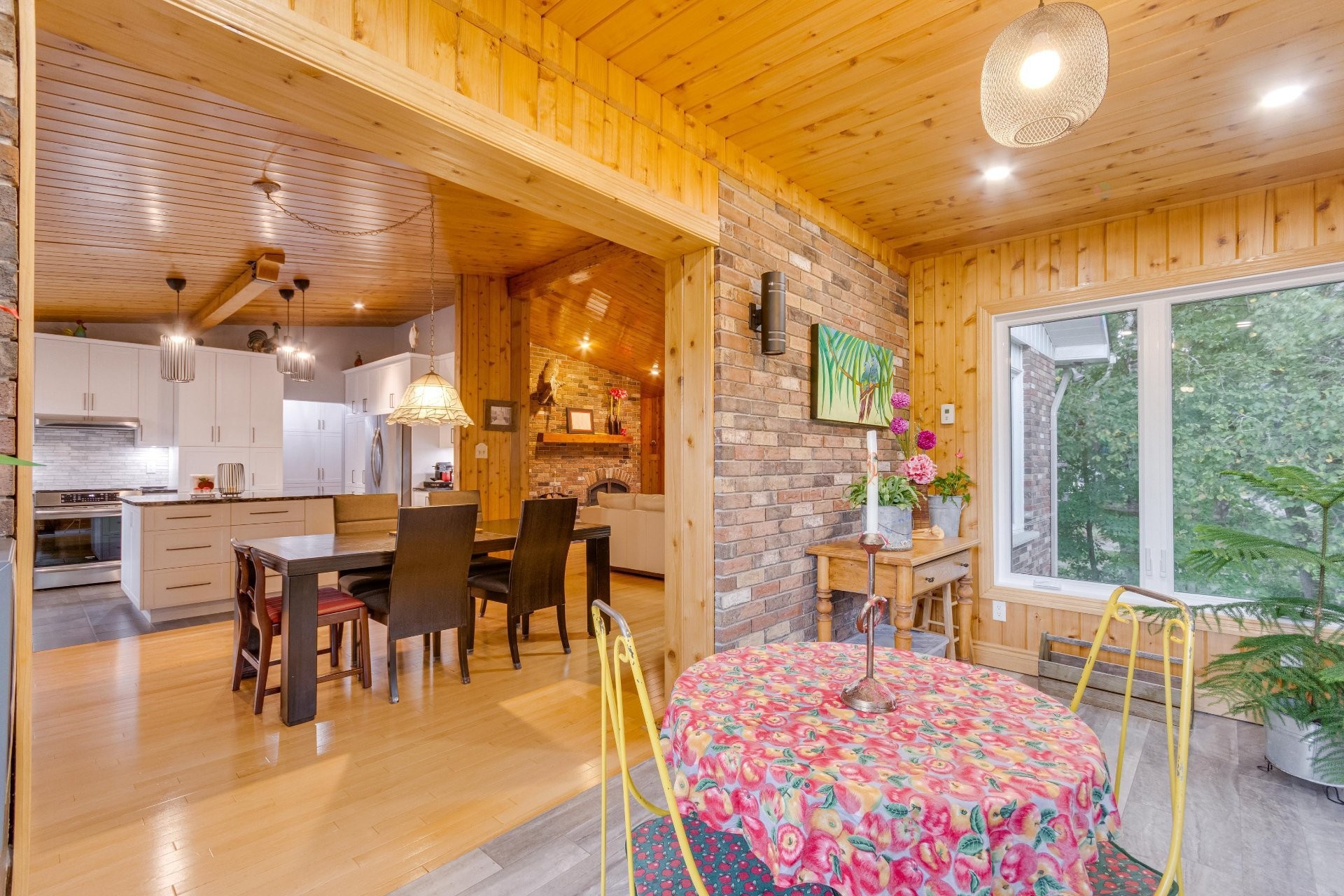 









6


Rue de l'Abitibi

,
Cantley,




QC
J8V3H4

