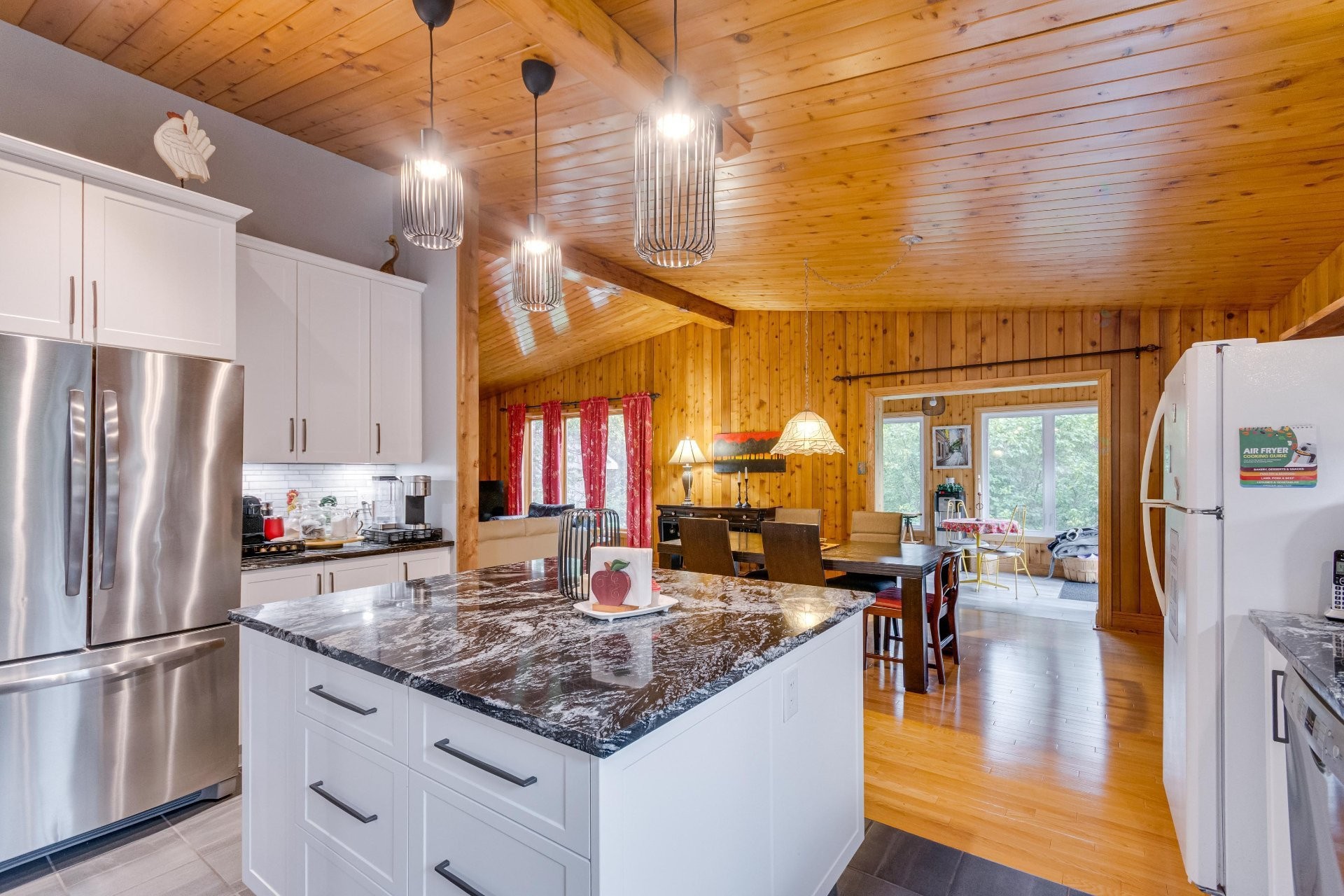 









6


Rue de l'Abitibi

,
Cantley,




QC
J8V3H4

