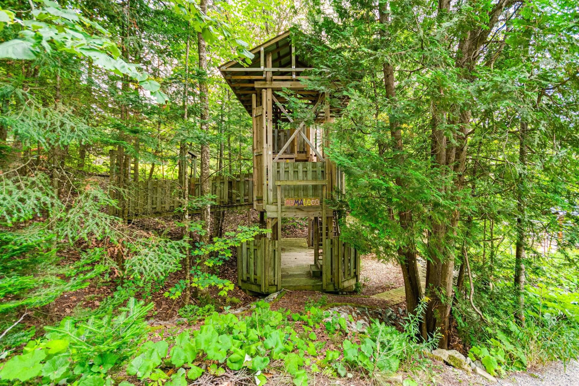 









6


Rue de l'Abitibi

,
Cantley,




QC
J8V3H4

