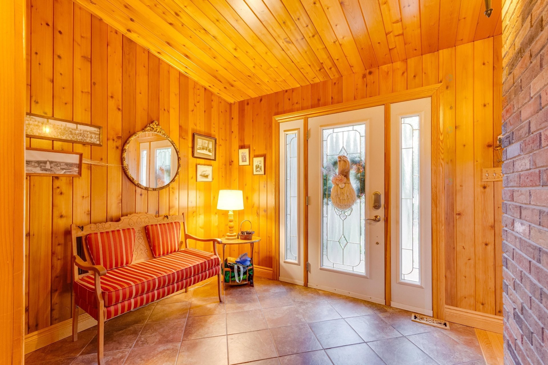 









6


Rue de l'Abitibi

,
Cantley,




QC
J8V3H4

