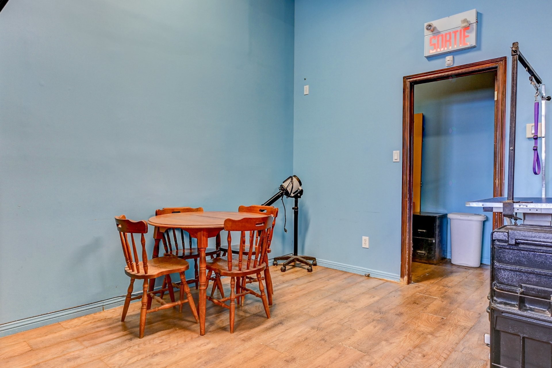 









1031


Rue Gilles-Vigneault

, 2,
Blainville,




QC
J7C5N4

