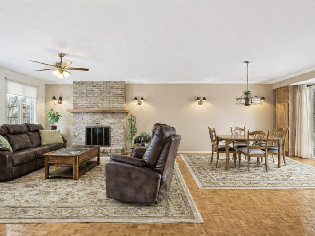 









839


Rue Soulanges

,
Repentigny (Repentigny),




QC
J5Y1Z9

