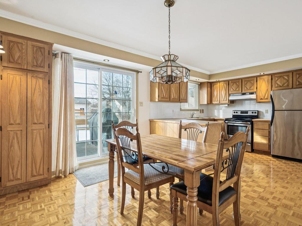 









839


Rue Soulanges

,
Repentigny (Repentigny),




QC
J5Y1Z9

