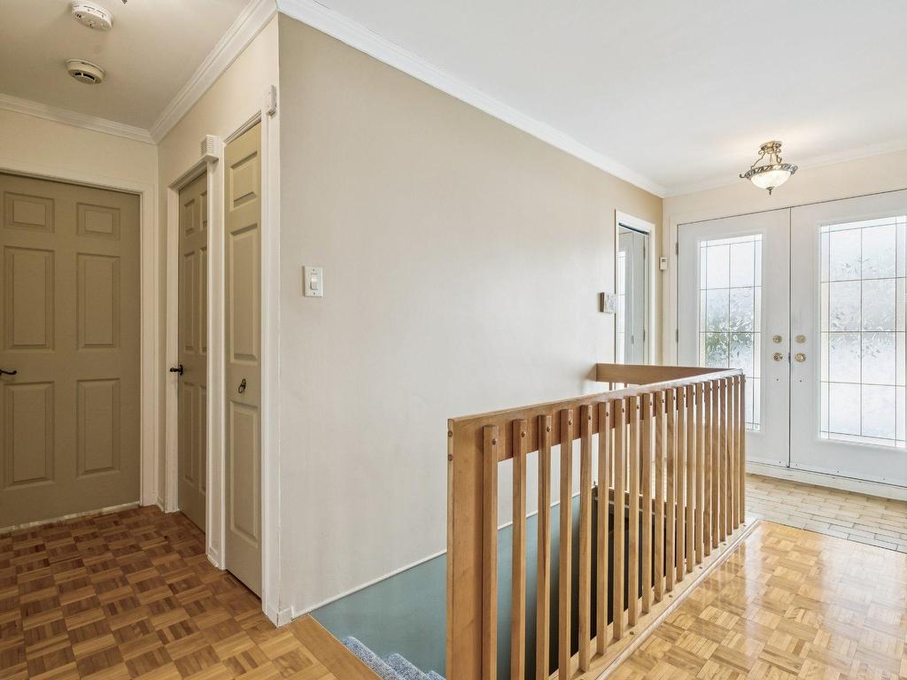 









839


Rue Soulanges

,
Repentigny (Repentigny),




QC
J5Y1Z9

