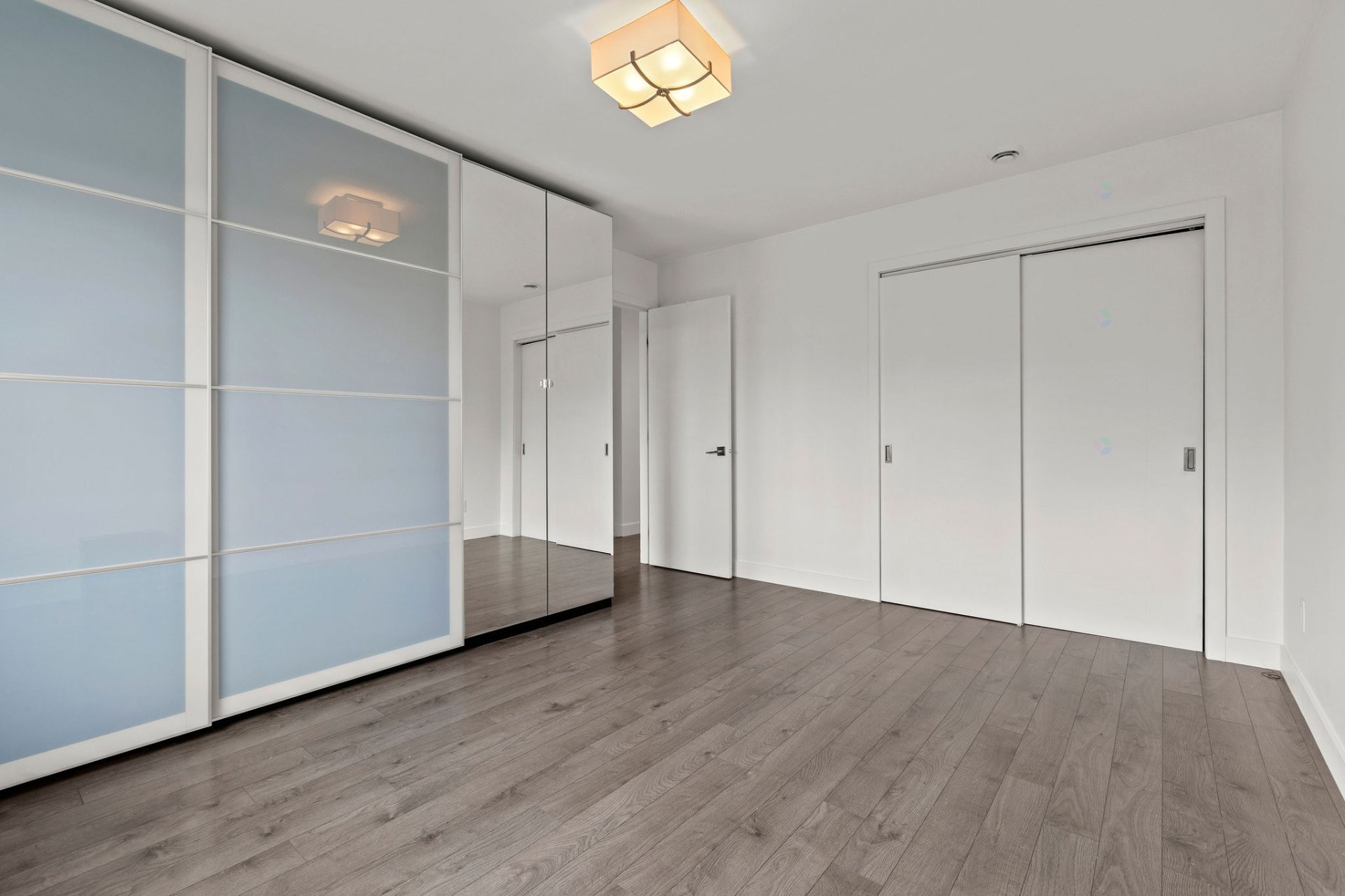 









3123


Rue du Granit

,
Carignan,




QC
J3L0Y3

