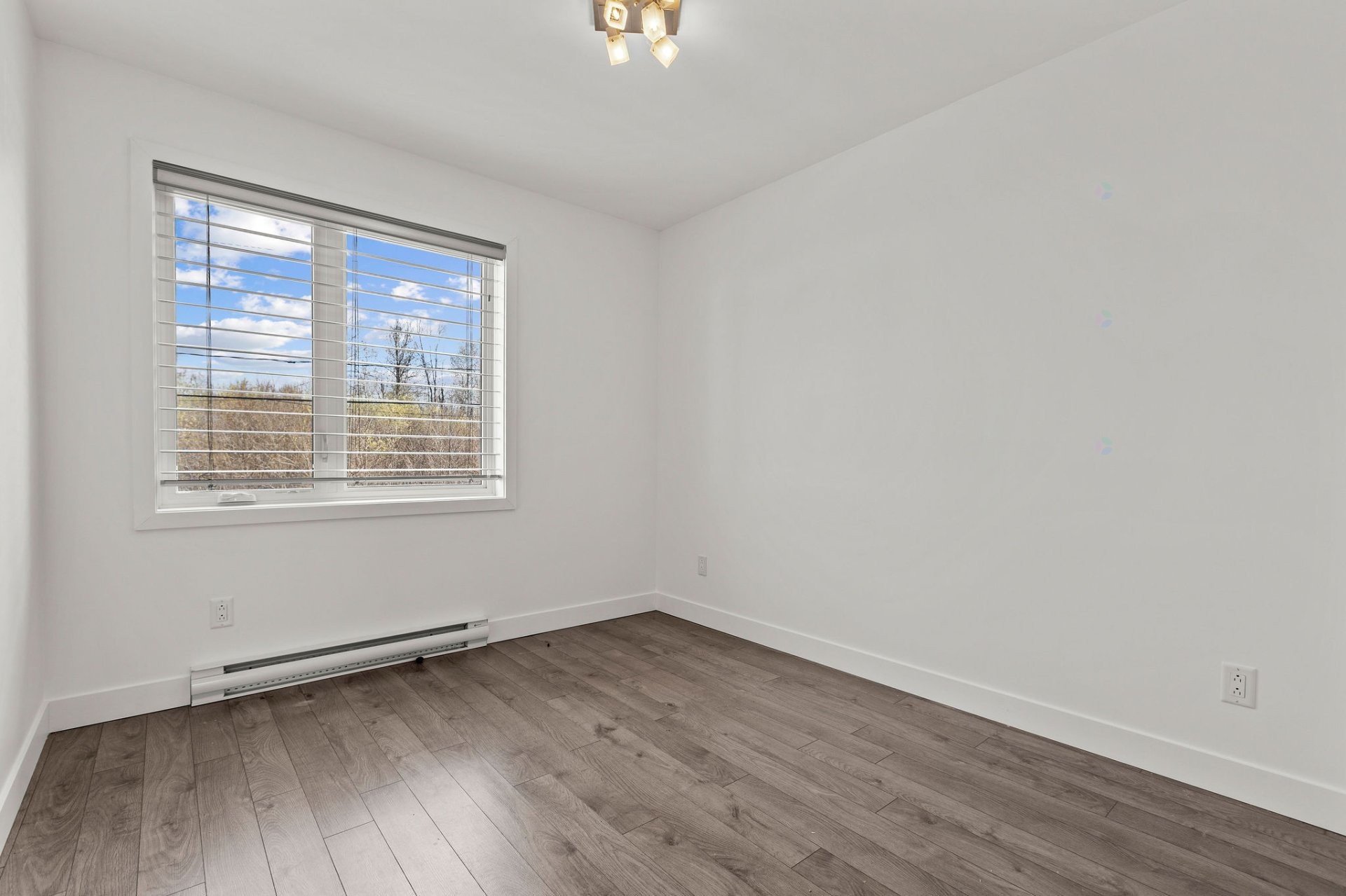 









3123


Rue du Granit

,
Carignan,




QC
J3L0Y3

