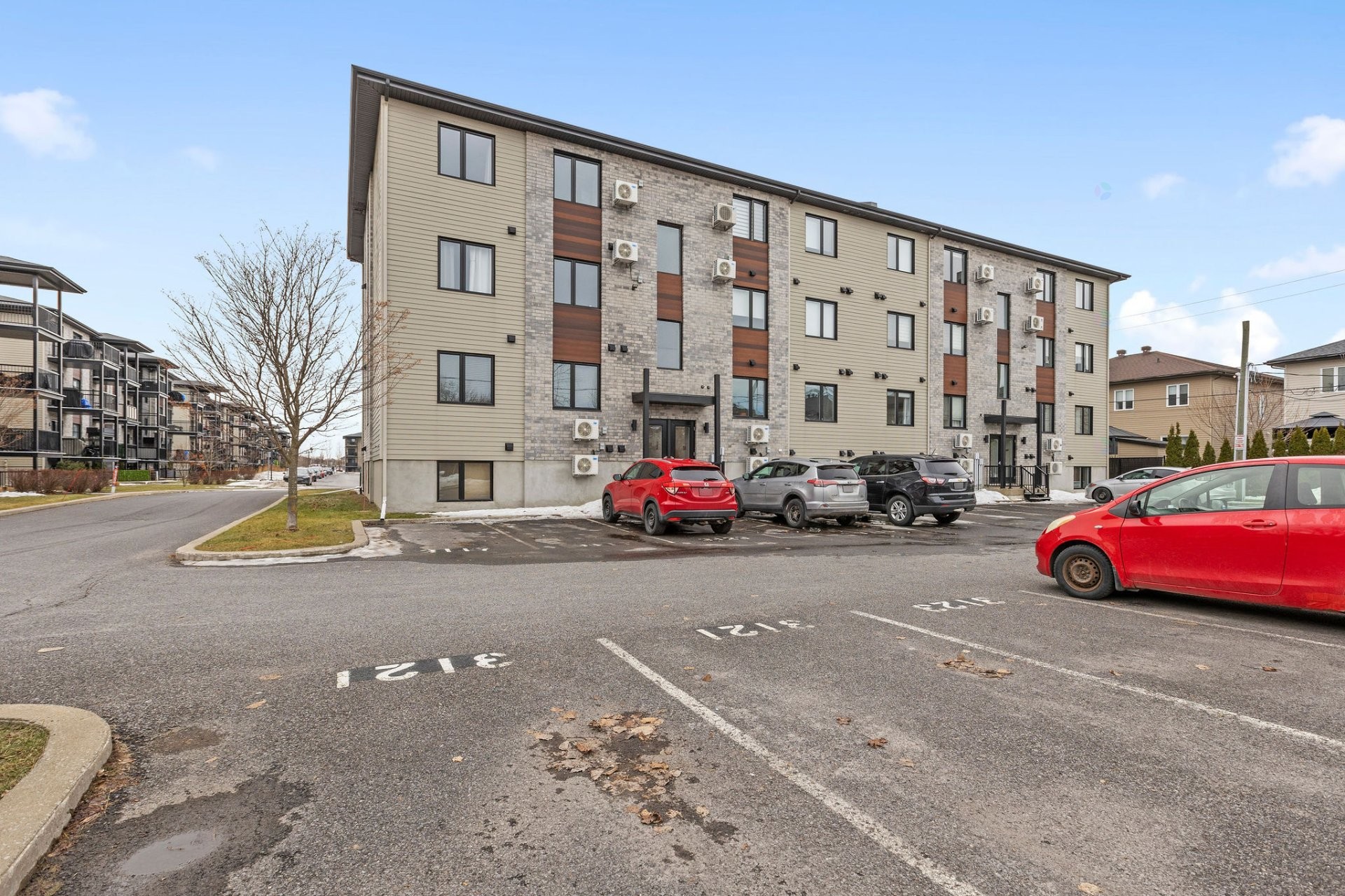 









3123


Rue du Granit

,
Carignan,




QC
J3L0Y3

