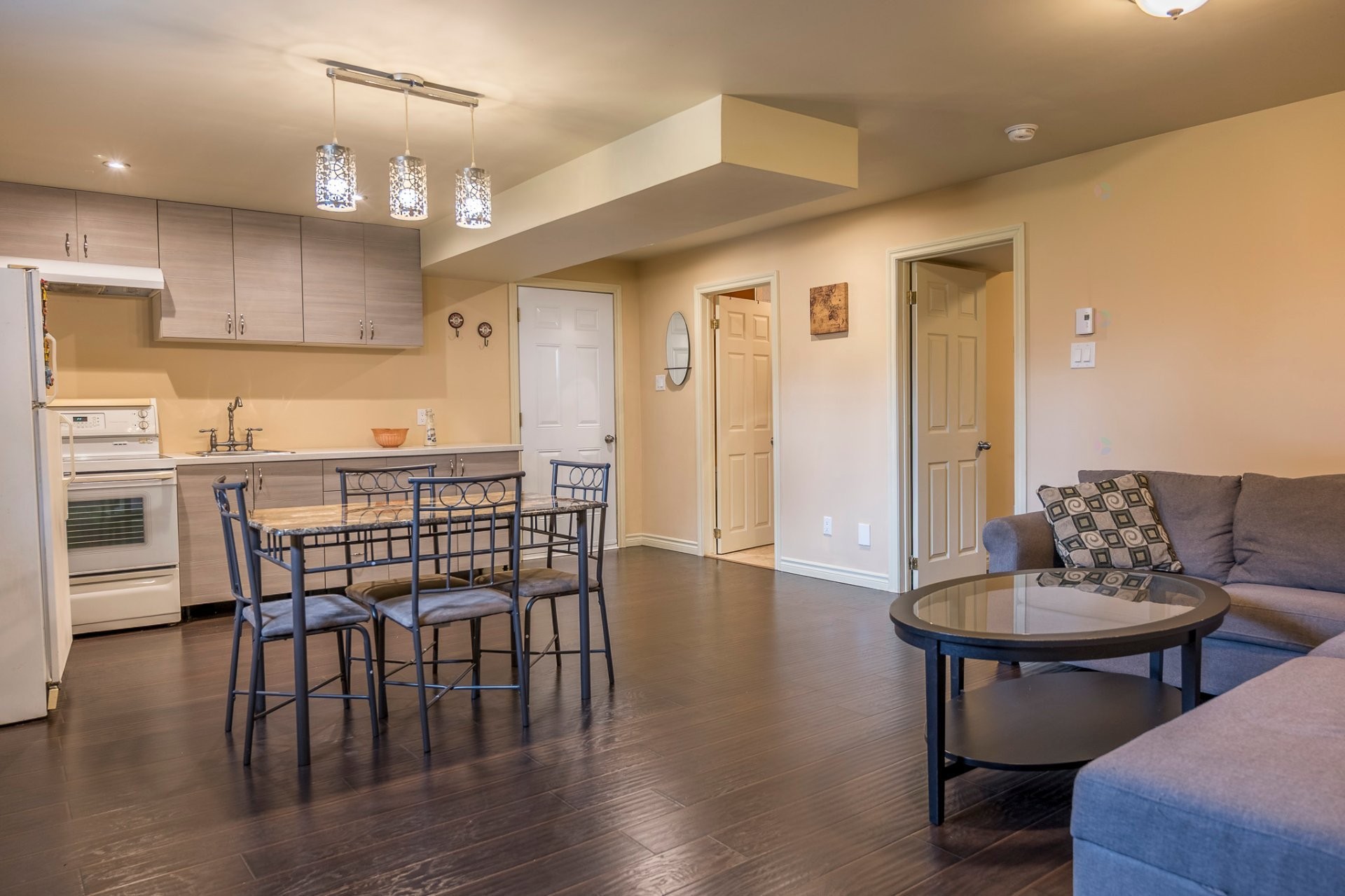 









7Z


Rg des Patriotes S.

,
Saint-Cyprien-de-Napierville,







QC
J0J1L0

