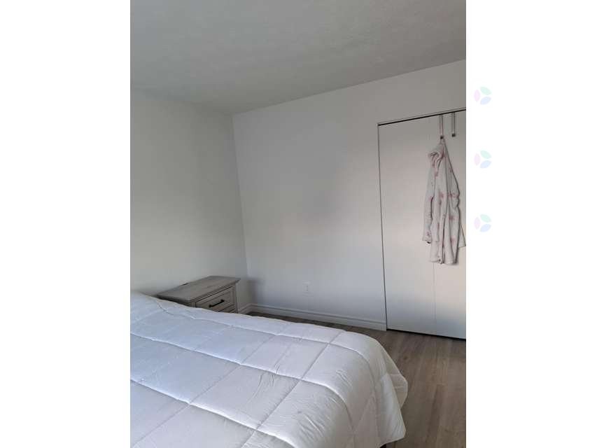 









1225


Rue Maisonneuve

,
Magog,




QC
J1X2P1

