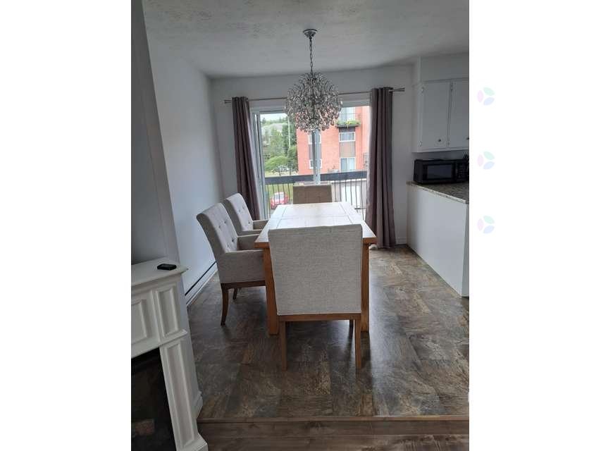 









1225


Rue Maisonneuve

,
Magog,




QC
J1X2P1

