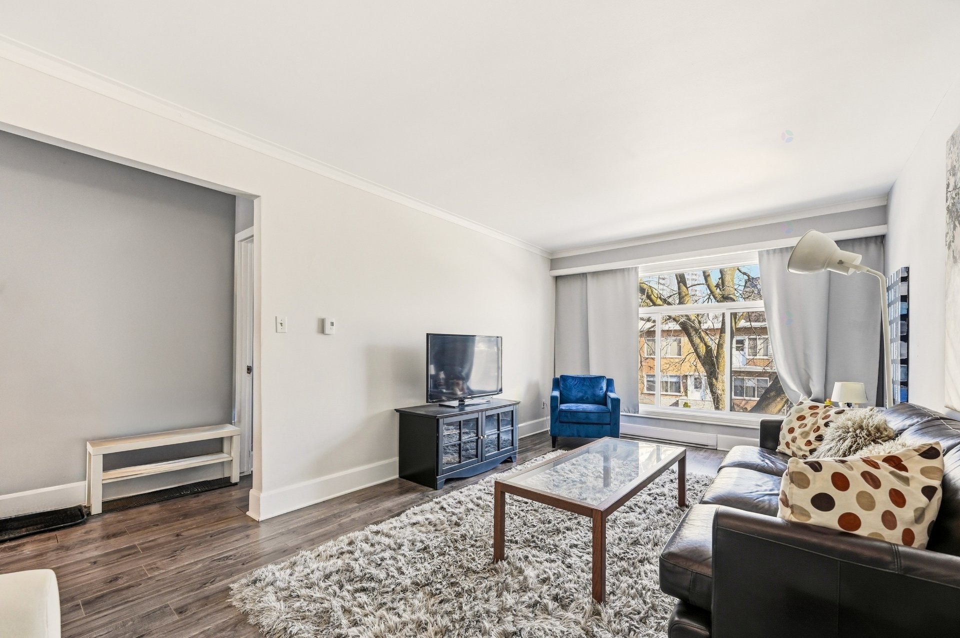 









2440

 - 2442


Av. Montclair

,
Montréal (Côte-des-Neiges/Notre-Dame-de-Grâce),




QC
H4B2J1

