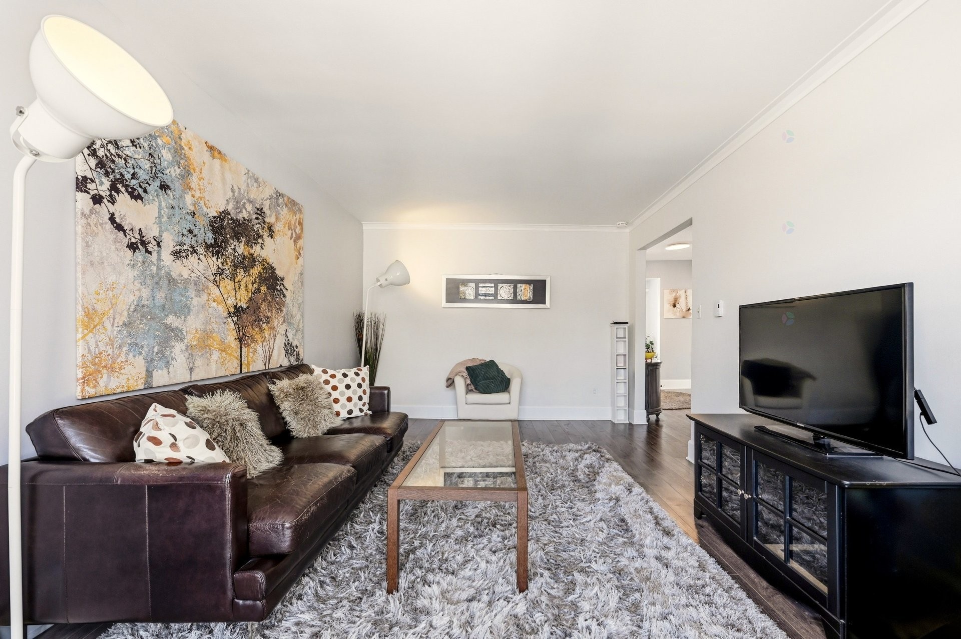 









2440

 - 2442


Av. Montclair

,
Montréal (Côte-des-Neiges/Notre-Dame-de-Grâce),




QC
H4B2J1

