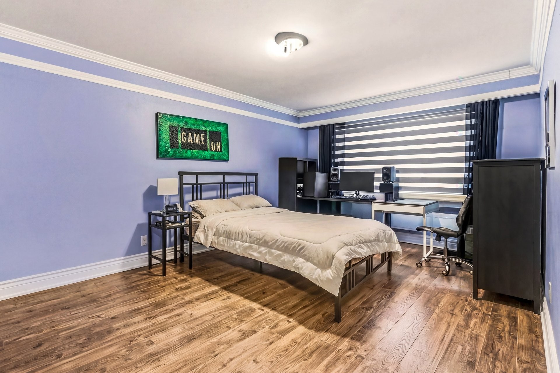 









2440

 - 2442


Av. Montclair

,
Montréal (Côte-des-Neiges/Notre-Dame-de-Grâce),




QC
H4B2J1

