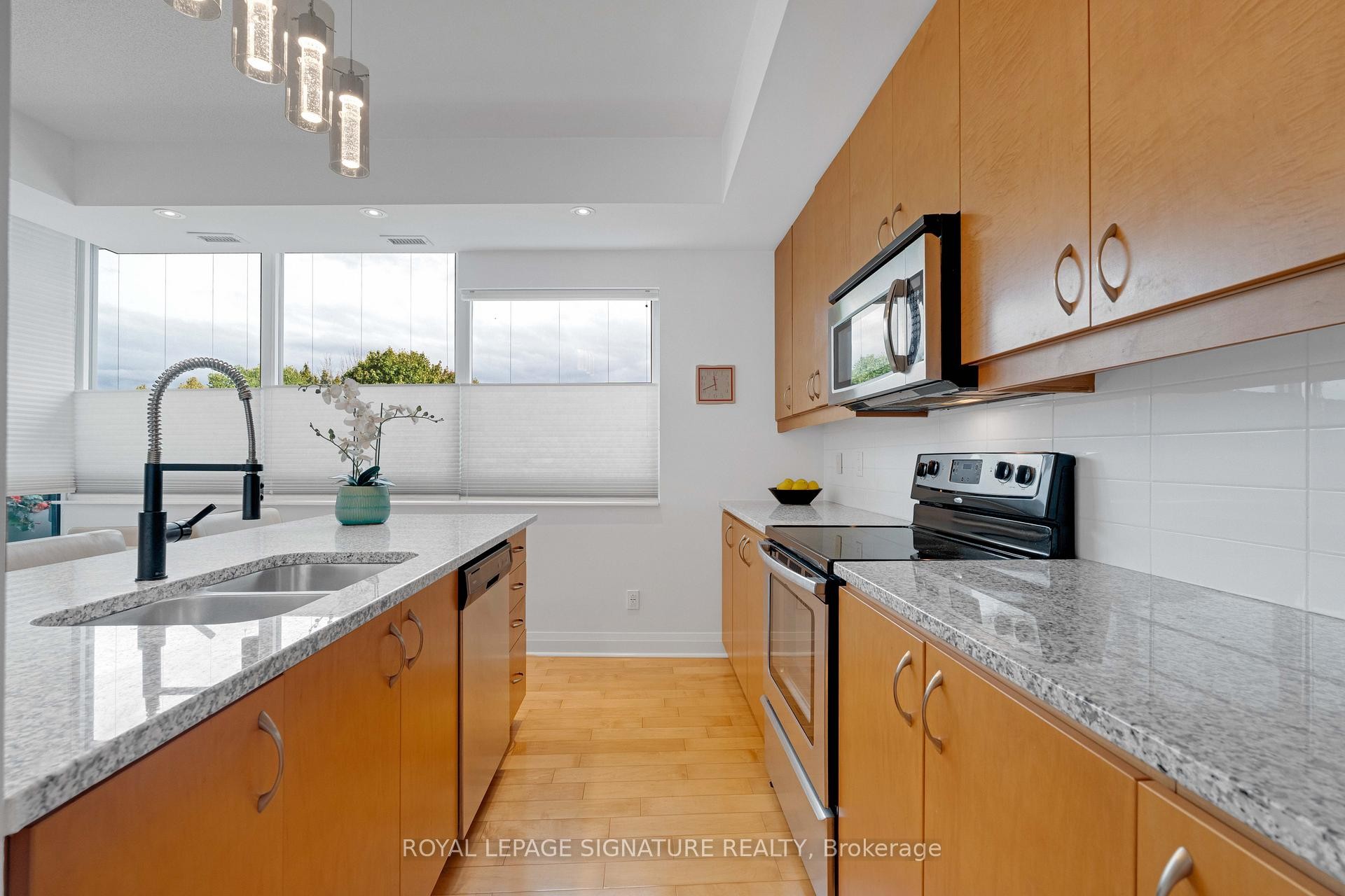 









1


Hurontario

Street, 203,
Mississauga,




ON
L5G 0A3

