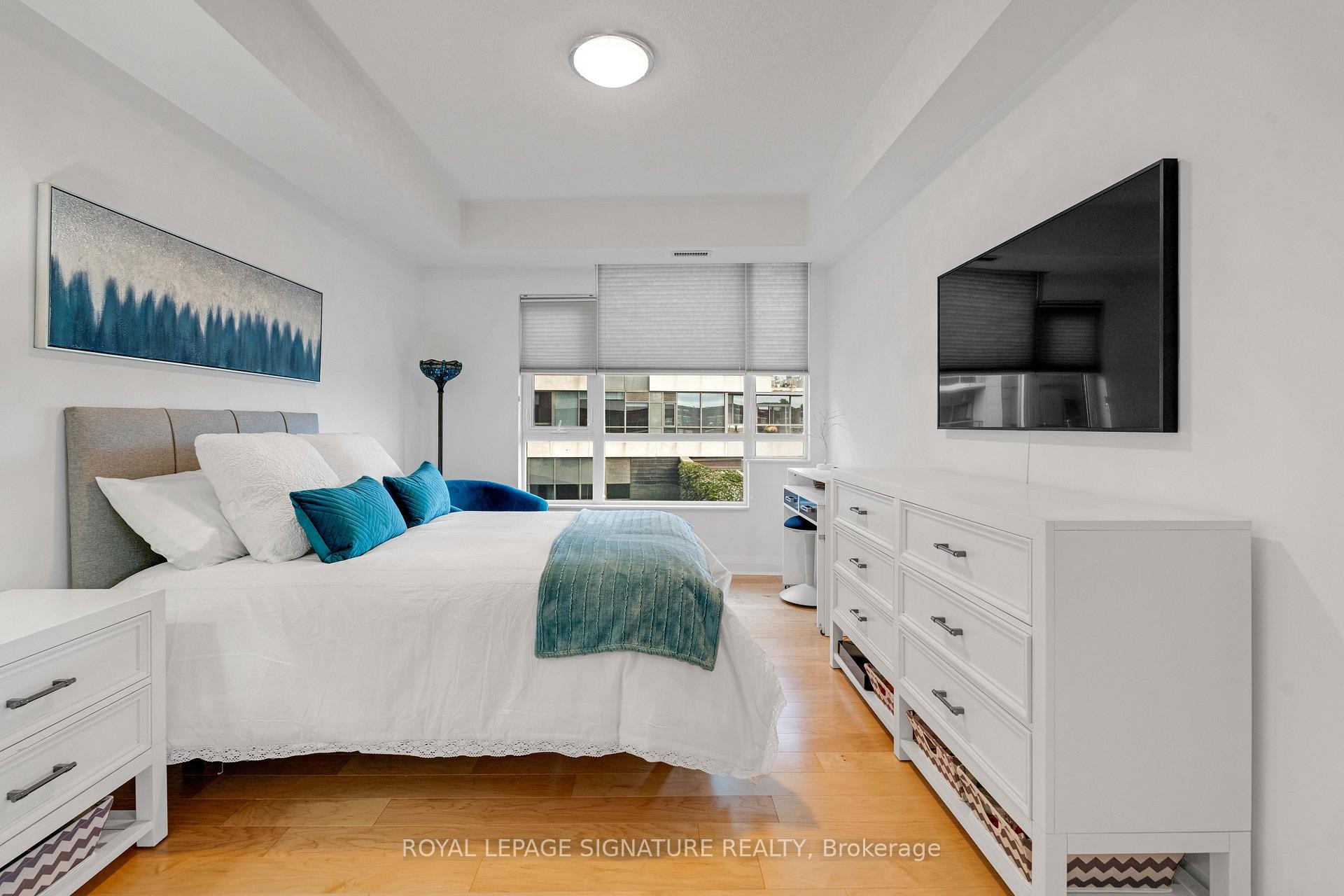 









1


Hurontario

Street, 203,
Mississauga,




ON
L5G 0A3

