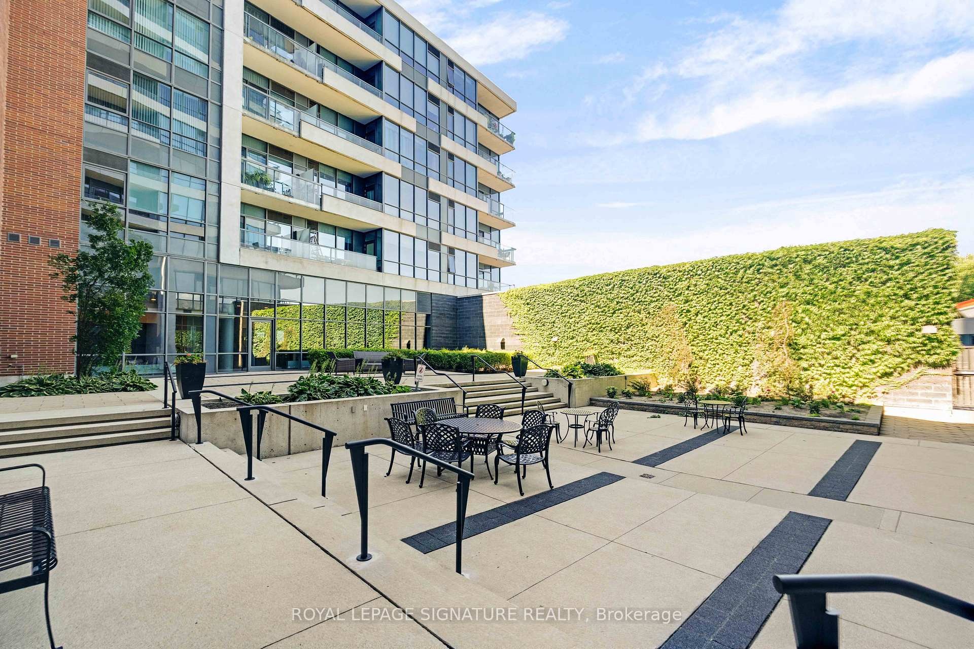 









1


Hurontario

Street, 203,
Mississauga,




ON
L5G 0A3

