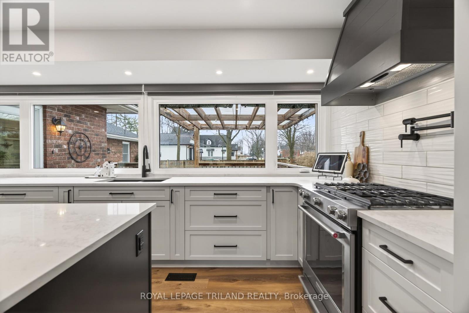 












1 DUGALD STREET

,
Southwest Middlesex (Appin),




Ontario
N0L1A0

