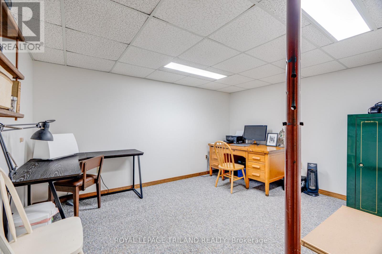 












1 DUGALD STREET

,
Southwest Middlesex (Appin),




Ontario
N0L1A0

