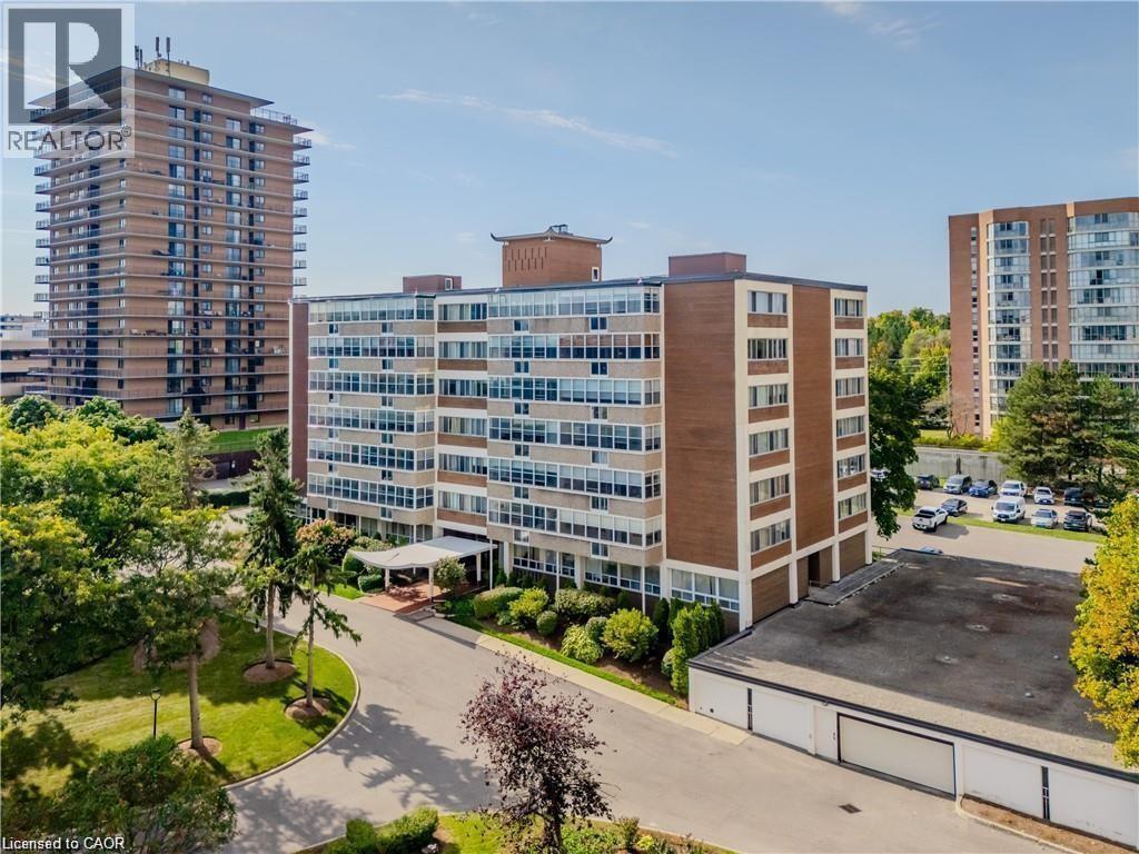 












45 WESTMOUNT Road N Unit# 703

,
Waterloo,




Ontario
N2L2R3

