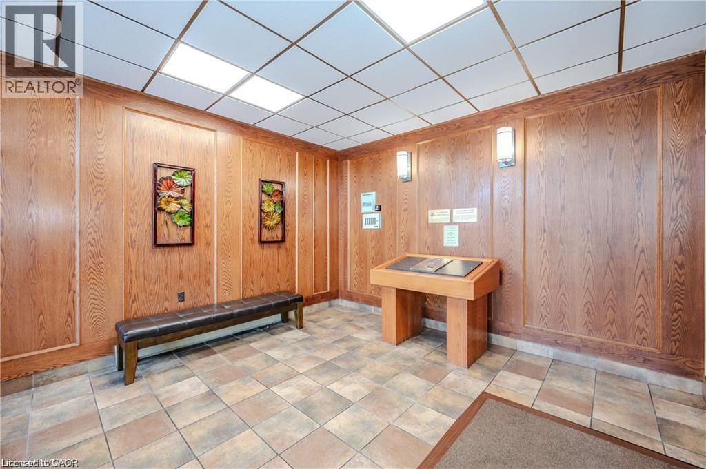 












45 WESTMOUNT Road N Unit# 703

,
Waterloo,




Ontario
N2L2R3

