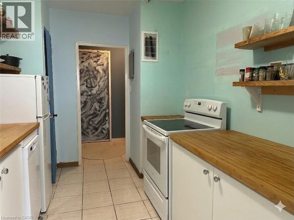 












45 WESTMOUNT Road N Unit# 703

,
Waterloo,




Ontario
N2L2R3

