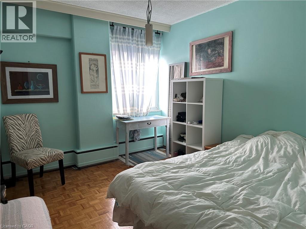 












45 WESTMOUNT Road N Unit# 703

,
Waterloo,




Ontario
N2L2R3

