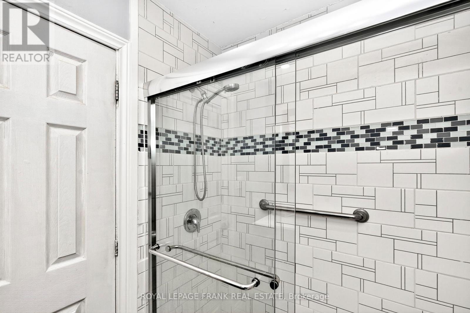 












14 - 81 LAGUNA PARKWAY

,
Ramara (Brechin),




Ontario
L0K1B0

