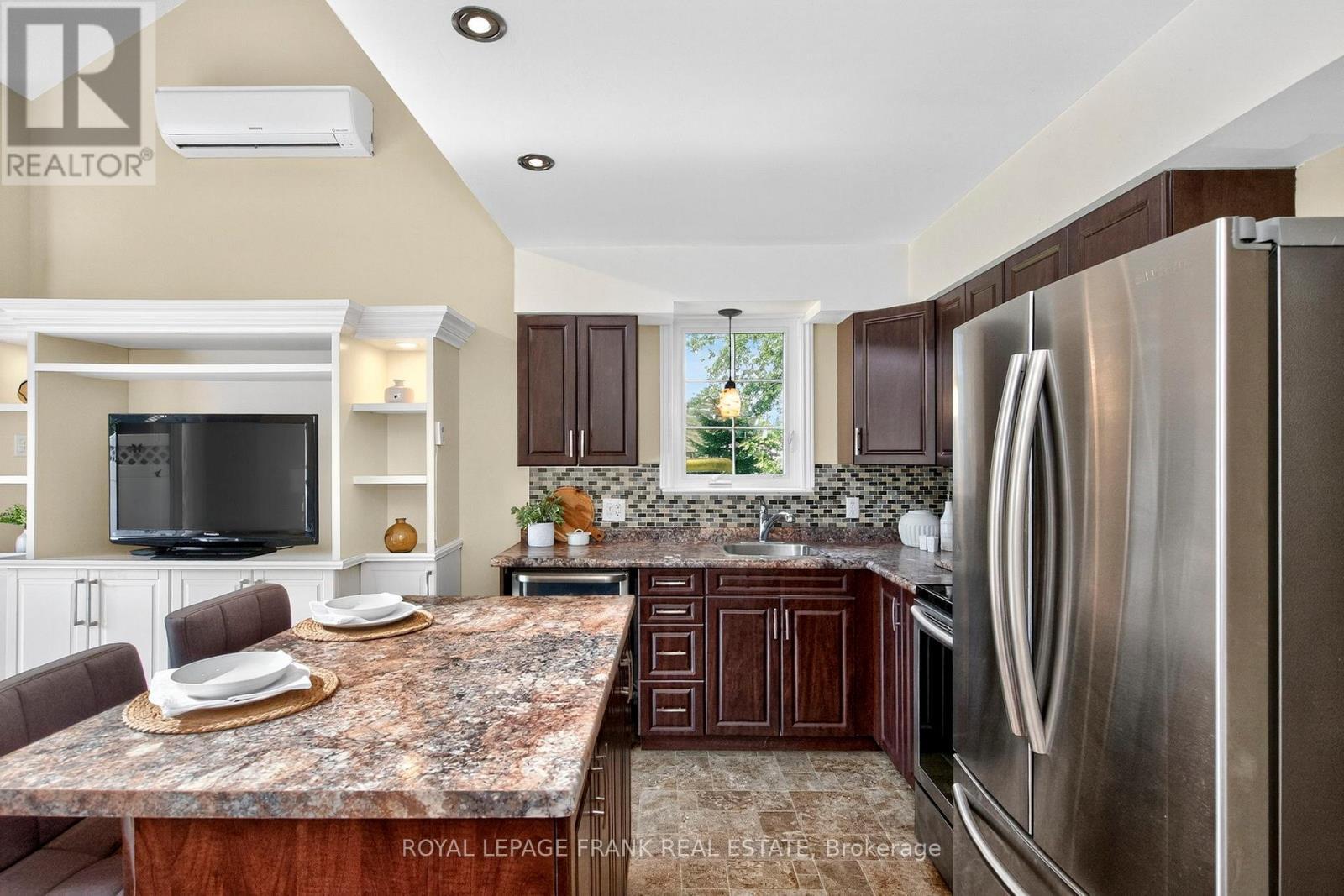 












14 - 81 LAGUNA PARKWAY

,
Ramara (Brechin),




Ontario
L0K1B0

