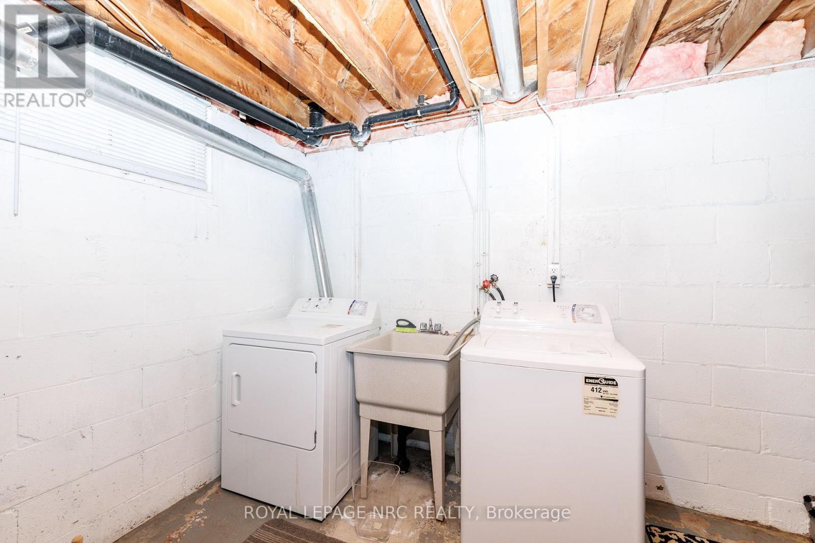 












41 MCDONALD AVENUE

,
Thorold (Thorold Downtown),




Ontario
L2V3E5

