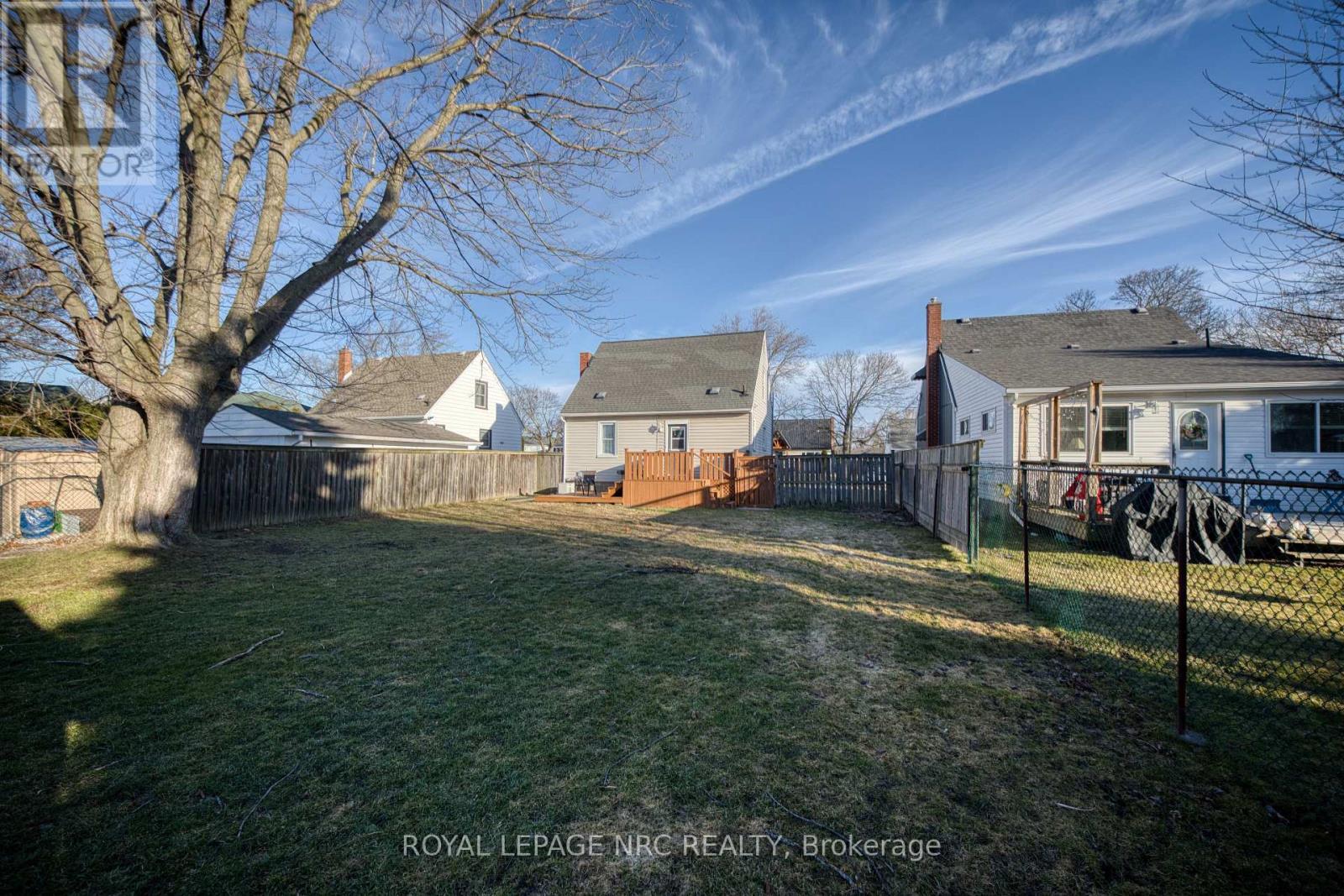 












41 MCDONALD AVENUE

,
Thorold (Thorold Downtown),




Ontario
L2V3E5

