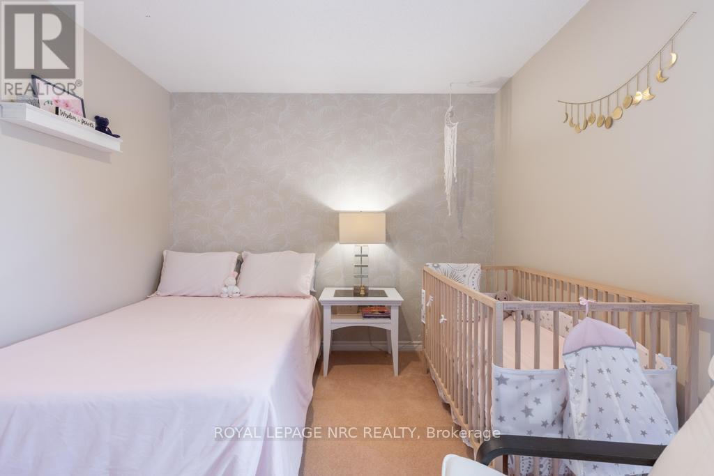 












11 ABBEY AVENUE

,
St. Catharines (Port Dalhousie),




Ontario
L2N5J5

