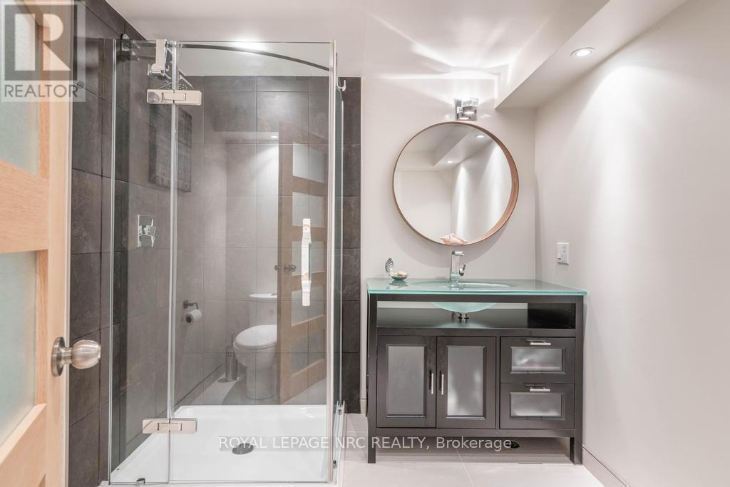 












11 ABBEY AVENUE

,
St. Catharines (Port Dalhousie),




Ontario
L2N5J5

