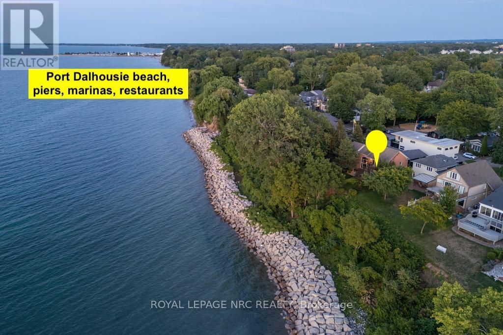 












11 ABBEY AVENUE

,
St. Catharines (Port Dalhousie),




Ontario
L2N5J5

