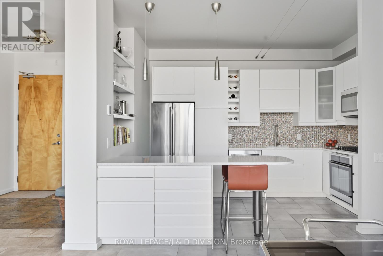 












610 - 160 BALDWIN STREET

,
Toronto,




Ontario
M5T3K7

